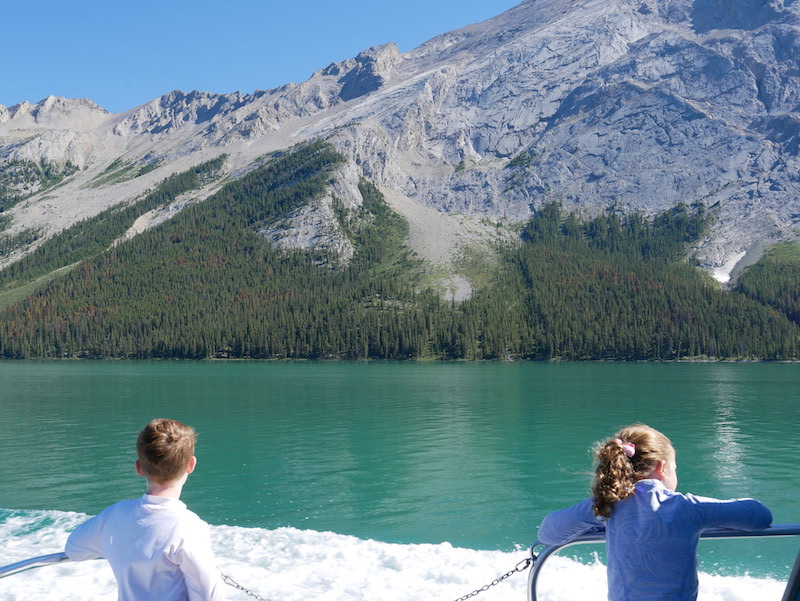Find out why the Maligne Lake Cruise from Pursuit Collection is one of the best activities for families in Jasper.